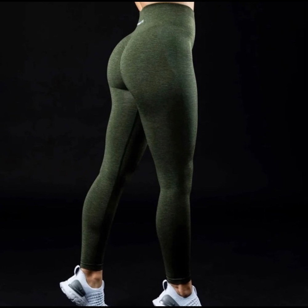 NWT Alphalete Amplify leggings - Aspen
